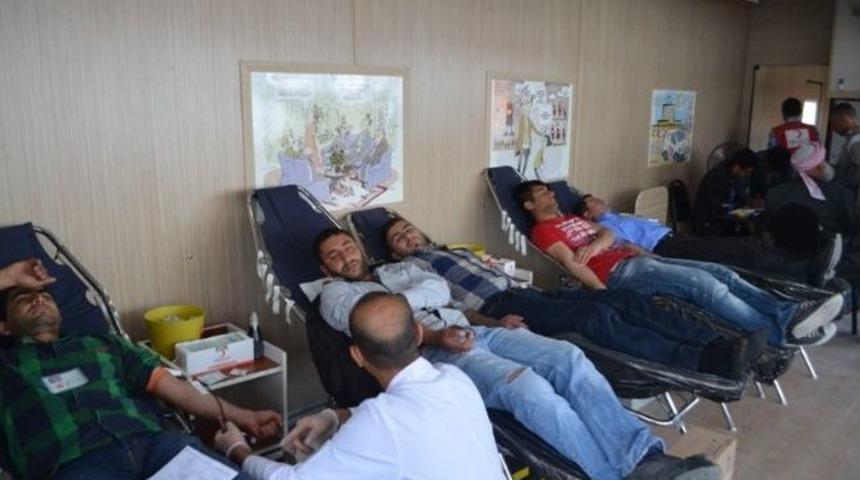 &Ccedil;aldıran'da Kan Bağışı Kampanyası