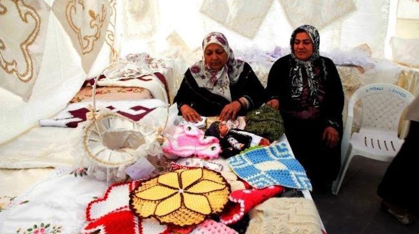 Şahinbey Belediyesi Kursiyerlerinden Kermes