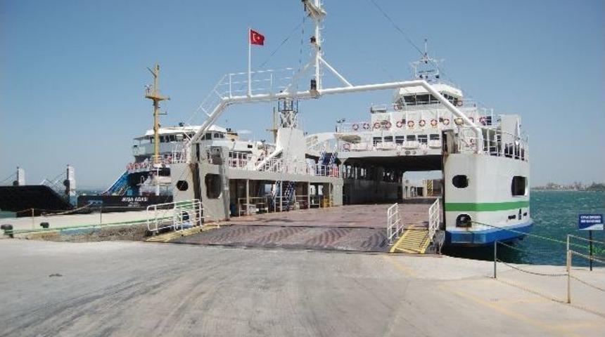 Boğaz Ulaşımına Fırtına Engeli