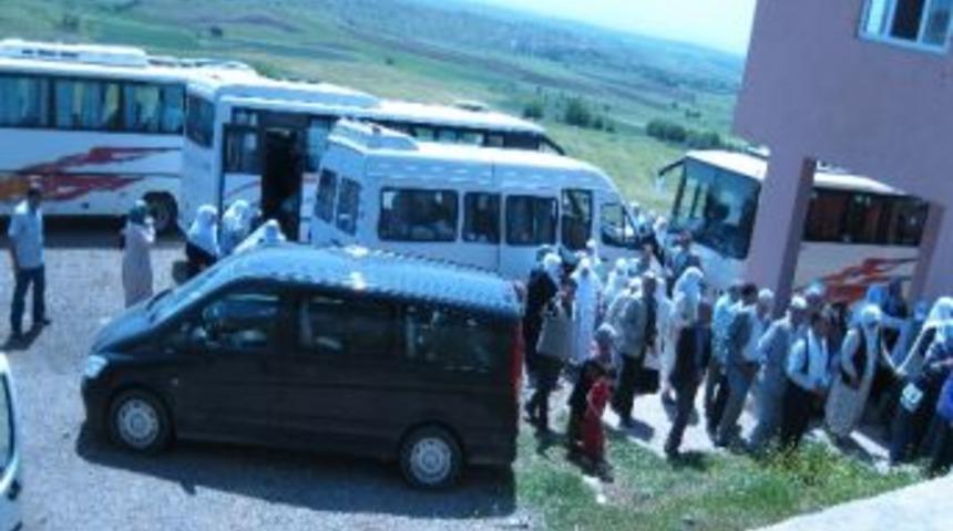 Peygamber T&uuml;rbesi'ne İlgisizlik Tepkiye Neden Oldu