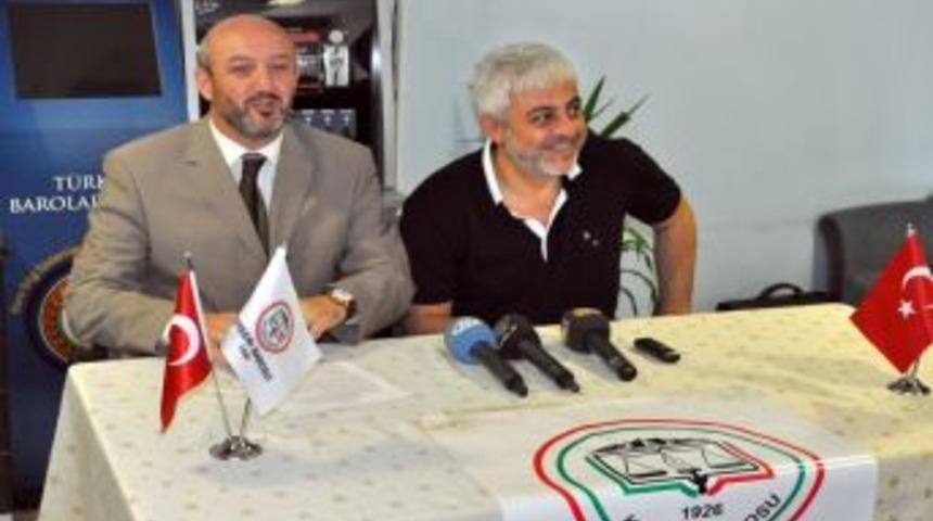 Mahkumlar, 'Ah Şu Gen&ccedil;ler' Tiyatro Oyunuyla Sahneye &Ccedil;ıkacak