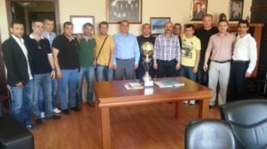 Şampiyon İş&ccedil;iler T&uuml;rk Metal&rsquo;i Ziyaret Etti