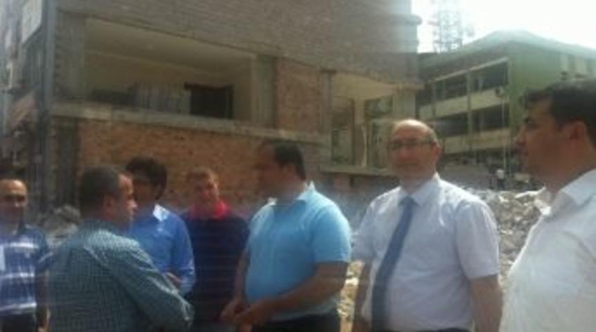 Ak Parti'li Uzun, Reyhanlı'da Taziye Ziyaretinde Bulundu