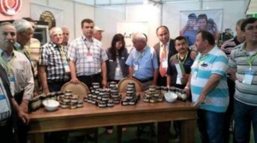 Bartın&rsquo;ın B&ouml;ğ&uuml;rtlen Re&ccedil;eli İzmir Fuarında Tanıtıldı