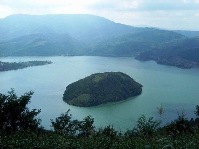 Ayvacık Tatilcileri Bekliyor 2