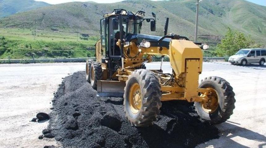 Bitlis&rsquo;te Yol Ve Kaldırım Onarım &Ccedil;alışmaları