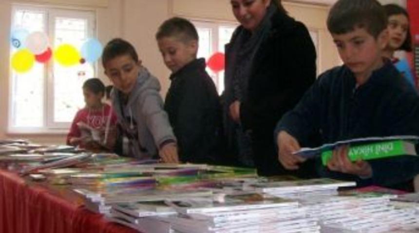 Bitlis&rsquo;te 'Benim Kumbaram Kitap Fuarı' A&ccedil;ıldı