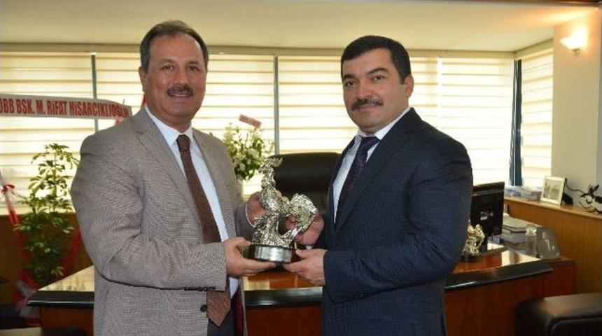 Tacikistan B&uuml;y&uuml;kel&ccedil;isi Şaripov'dan Dto&rsquo;ya Ziyaret