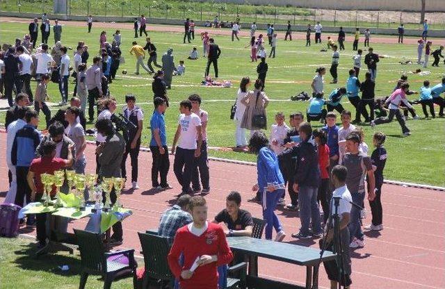 Erzurum’da “dedenle Aşık Atar Mısın” Şenlikleri Düzenlendi