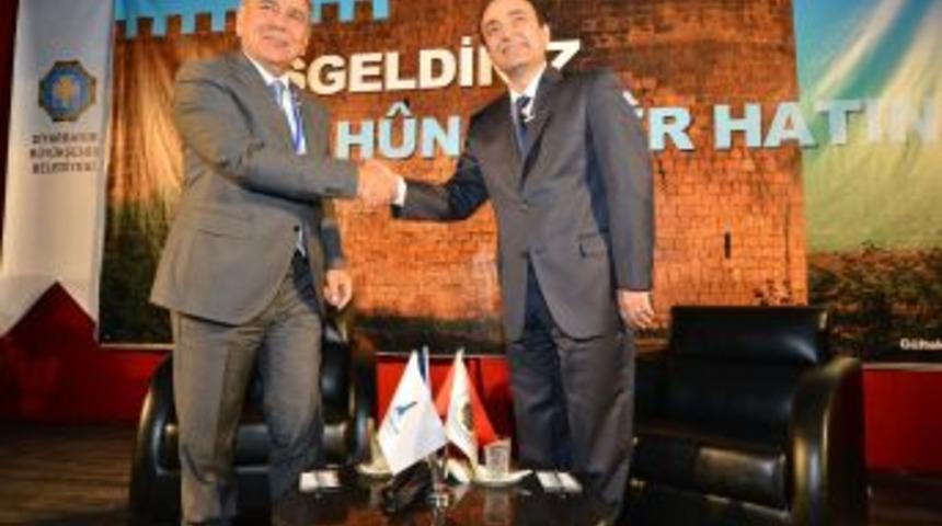 Başkan Kocaoğlu Ve Baydemir, Birlik Ve Beraberlik Mesajları Verdi