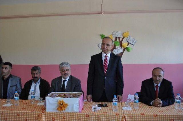 Bitlis&rsquo;te &Ouml;ğrencilere Sabun Dağıtımı 1