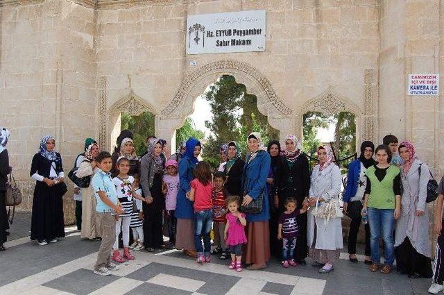 Samsatlı Bayanlar Şanlıurfa’yı Gezdi