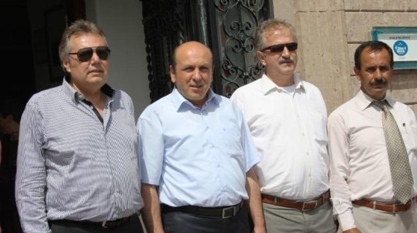 Başkan İsmail Ok Ayvalıkg&uuml;c&uuml;&rsquo;ne Destek Vermeye Hazır