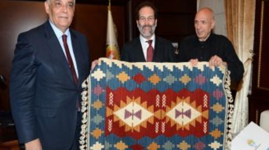 AB T&uuml;rkiye Delegasyonu 1. M&uuml;steşarı Erwan Martell, B&uuml;y&uuml;kşehir&rsquo;i Ziyaret Etti