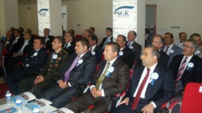 SGK, D&uuml;zenli En Y&uuml;ksek Prim &Ouml;deyen 11 Işvereni Plaketle &Ouml;d&uuml;llendirdi