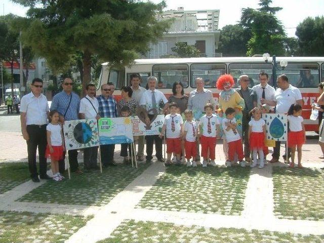 Burhaniye’de Minik Öğrenciler Bayram Yaptı 1