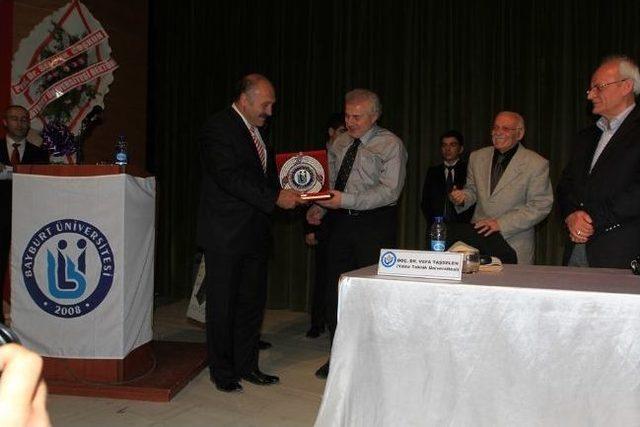 Bayburt Üniversitesi’nden “necip Fazıl Kısakürek” Paneli