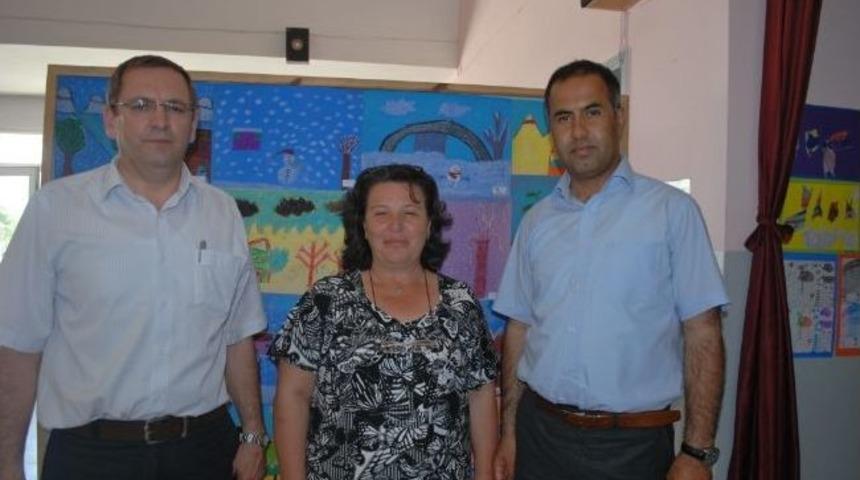 Başkan Mesut Ergin Sergi A&ccedil;ılışı Yaptı