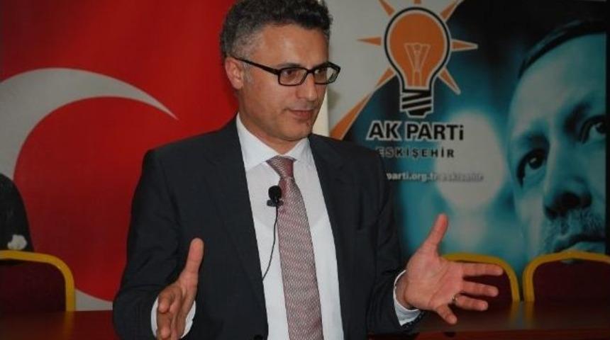 Ak Parti Siyaset Akademisi