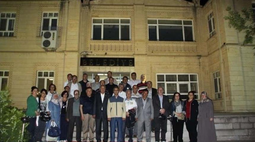 &Ccedil;ubuk Heyeti, Bosna Hersek'e Hareket Etti