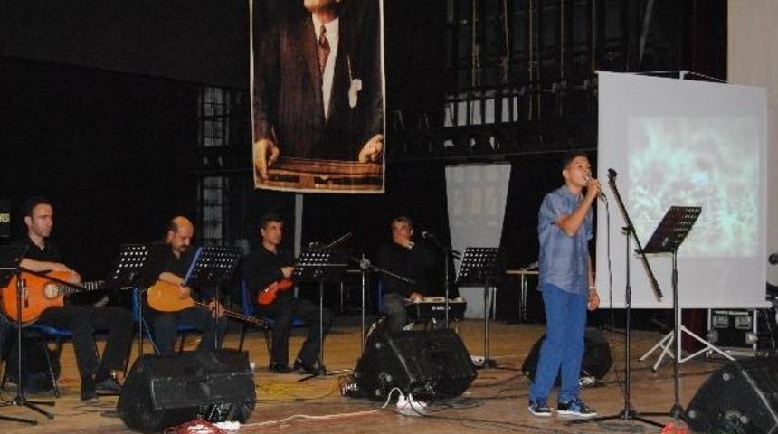 &Ouml;demiş Ticaret Lisesi'nden M&uuml;zik Ve Şiir Gecesi Etkinliği