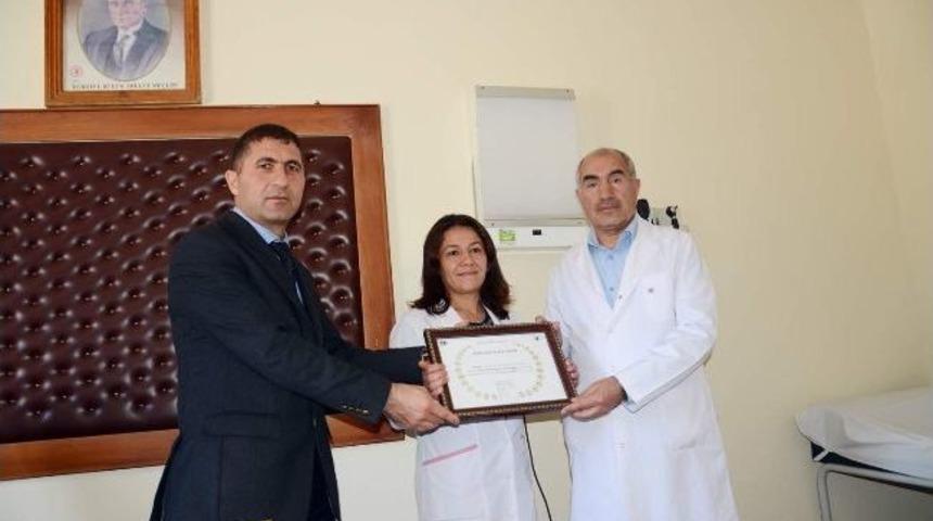 Sarıkamış&rsquo;ta Aile Hekimlerine &ldquo;bebek Dostu Aile Hekimi&rdquo; Sertifikası