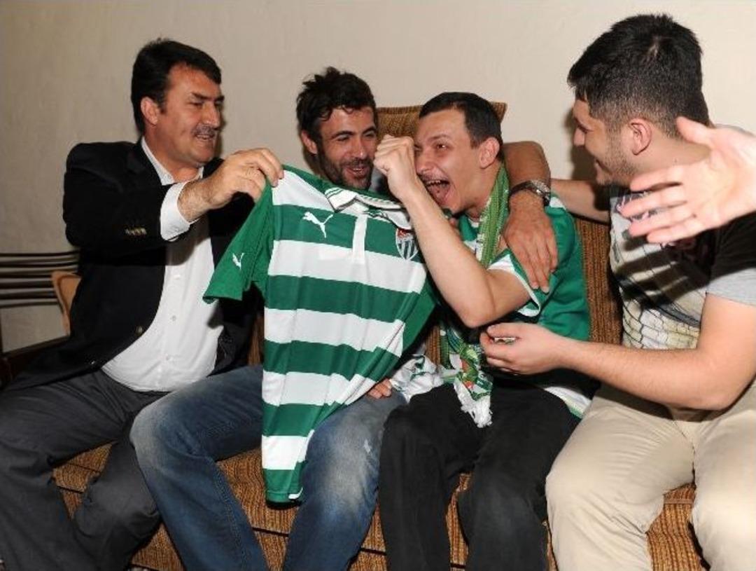 Engelli Gencin Mutluluk G&ouml;z Yaşları