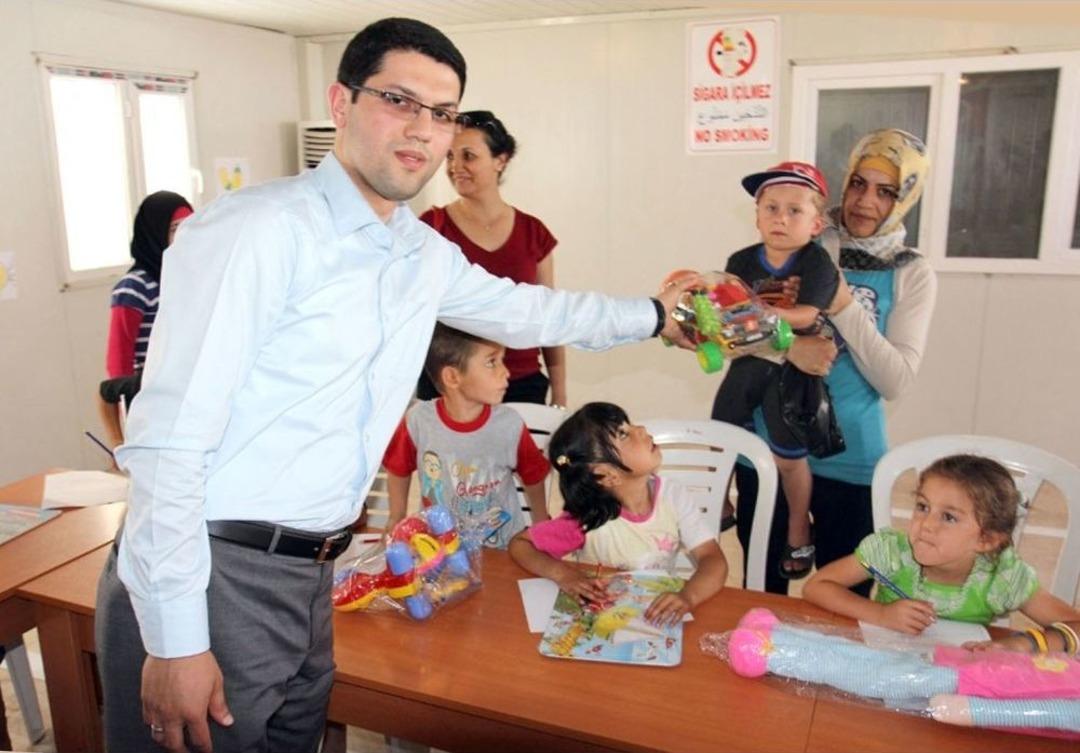 41 &Uuml;lkeden Gelen &Ccedil;ocuklar Oyuncaklarını Suriyeli &Ccedil;ocuklara Bağışladı
