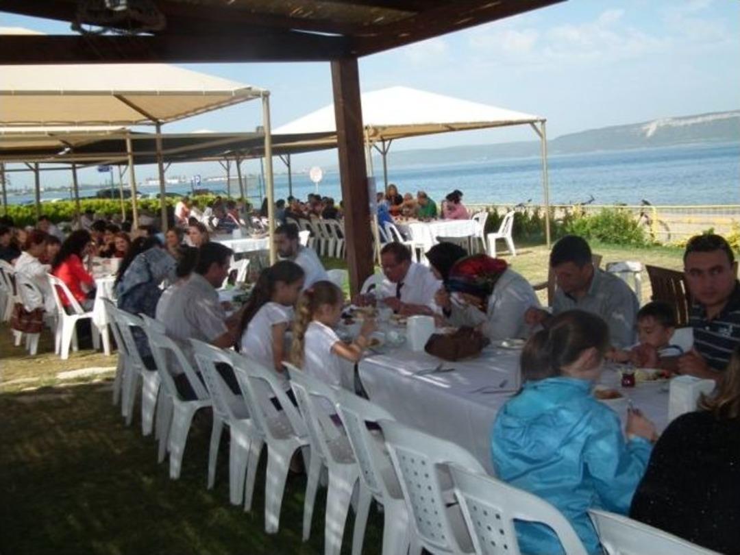 Sgk &Ccedil;alışanları Huzurevi Sakinleriyle Buluştu