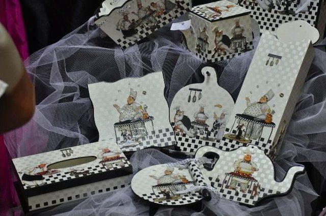 Ko-mek Yılsonu Sergi A&ccedil;ılışları Devam Ediyor 1