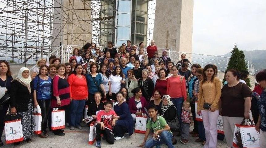 Başkan Karabağ Bayraklı Kadınlar Bir Araya Geldi