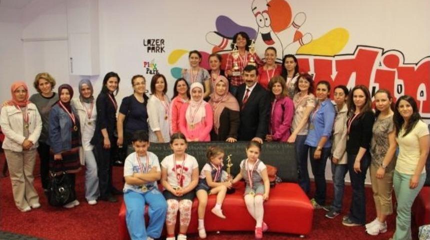 İzaydaş'ta Bowling Turnuvası