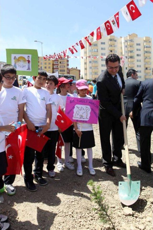 Öğrencilerden Batıkent’e Oksijen Desteği