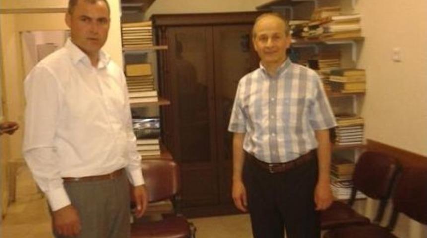 Başkan Adayı K&ouml;seler, &Uuml;lk&uuml; Ocakları&rsquo;nı Ziyaret Etti