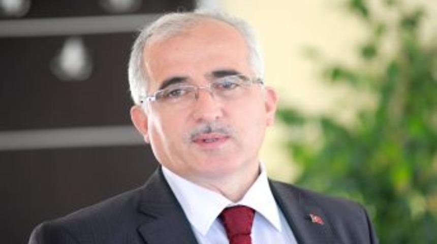 &Ccedil;anakkale Valisi Tuna: Taşradaki Y&ouml;neticilere Daha Fazla Yetki Verilmeli