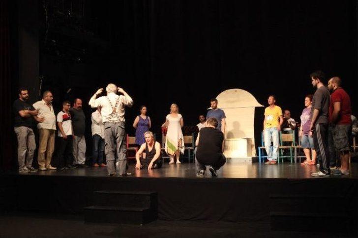 Şehir Tiyatrosu Yaza Hazır G1