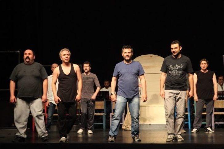 Şehir Tiyatrosu Yaza Hazır G4