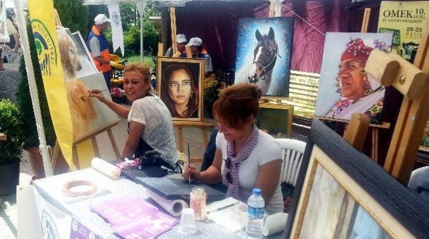 &Ouml;ğrenme Şenliğinde Yer Alan Omek Stantı İlgi G&ouml;r&uuml;yor