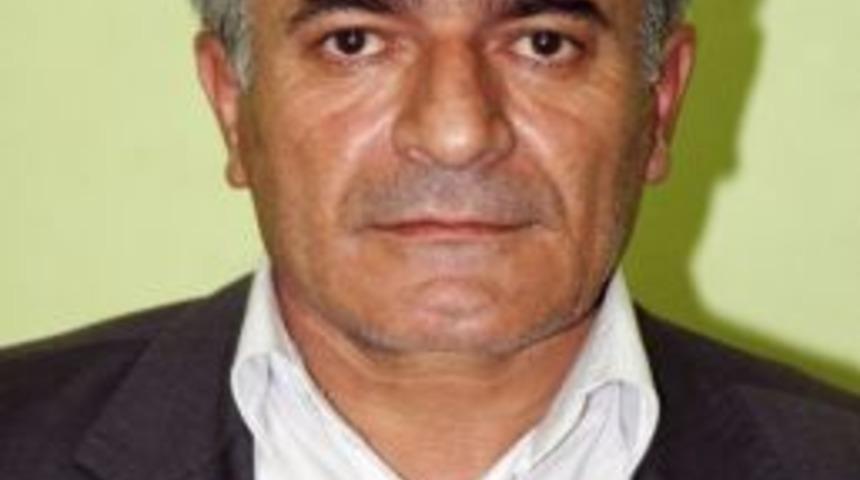 Evlerdeki &Ccedil;atlaklıklar K&ouml;yl&uuml;leri Tedirgin Ediyor