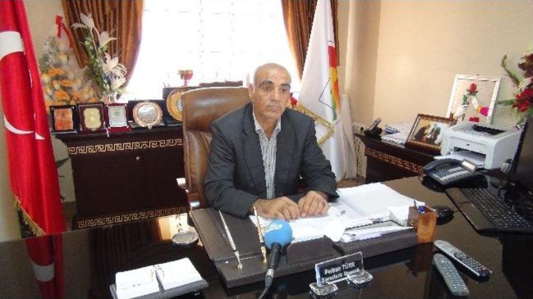 Vatandaşlar Zergan Deresi'ndeki Kokuya Tepki G&ouml;sterdi