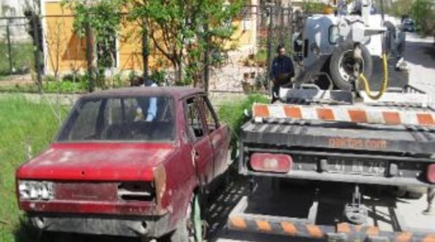 Hurda Ara&ccedil;lar Toplanıyor