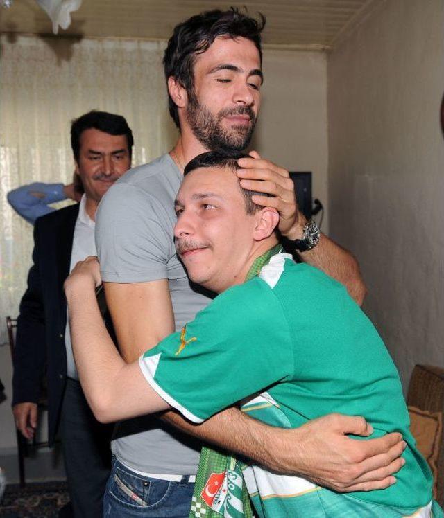 40 G&uuml;nl&uuml;kten Havale Ge&ccedil;irip Engelli Olan Emin in Hayali Ger&ccedil;ek Oldu 2