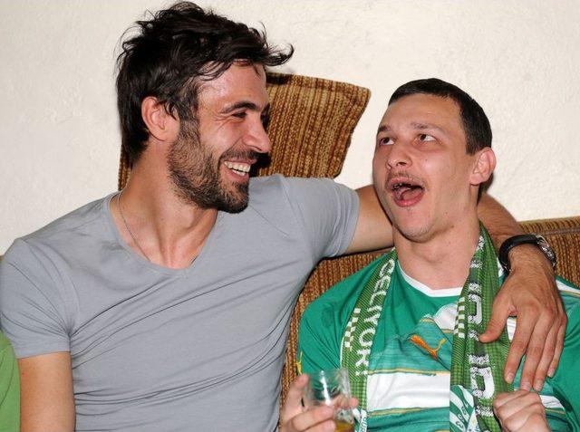 40 G&uuml;nl&uuml;kten Havale Ge&ccedil;irip Engelli Olan Emin in Hayali Ger&ccedil;ek Oldu 3