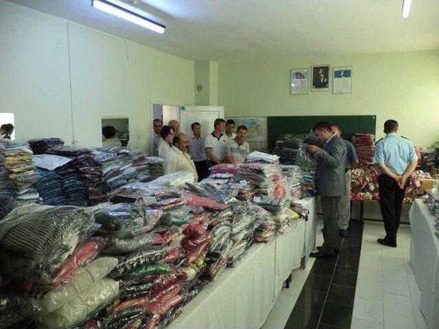 Lc Waikiki&rsquo;den Giyim Yardımı 1