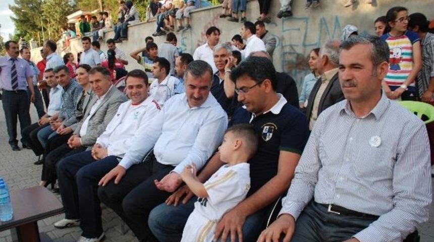 Kahta&rsquo;da Gen&ccedil;lik Haftası Kapanış T&ouml;reni