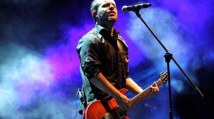 Pa&uuml;&rsquo;de Bahar Şenliği Sona Erdi