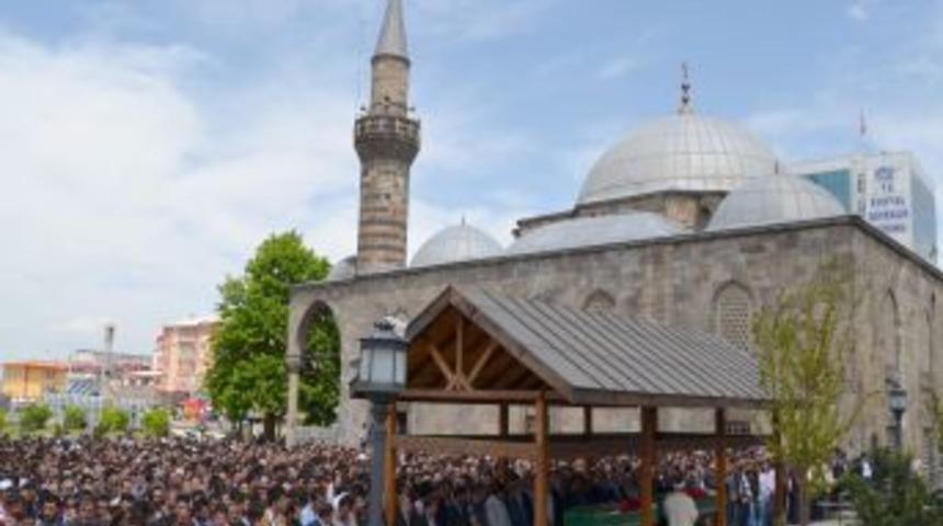 ETSO Başkan Vekili Akıllıoğlu'nun Acı G&uuml;n&uuml;