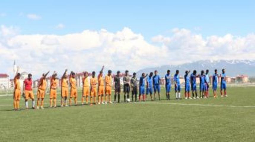 Ağrı İbrahim &Ccedil;e&ccedil;en &Uuml;niversitesi'nde Spor Şenlikleri Başladı