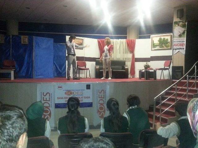 Sincik&rsquo;te Tiyatro G&ouml;sterisi 1