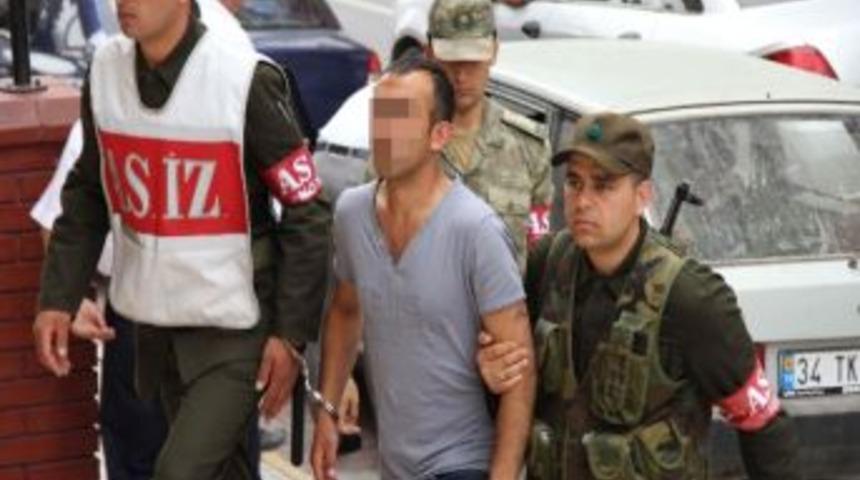 Tırmandığı Atık Su Borusu Kırılınca Hırsızlık Yapamadı